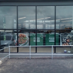 Food Lover's Market automatic doors